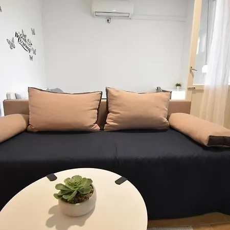 Studio Josipa -zadar Old Town Apartment